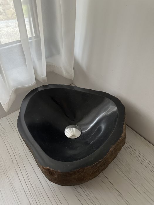 Lavoar din piatra naturală