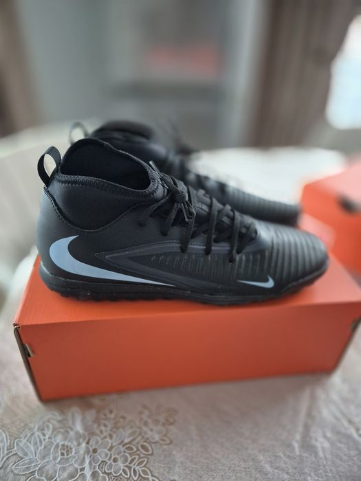 Маратонки Nike ,Nike