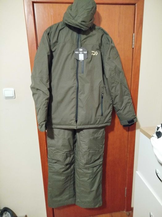 Daiwa Winter Suit/ N'zon Rain suit