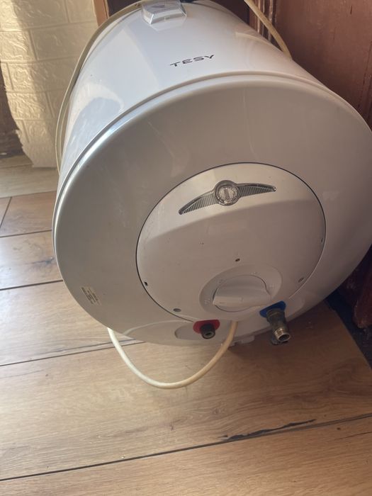 Boiler Tesy 50 de litri