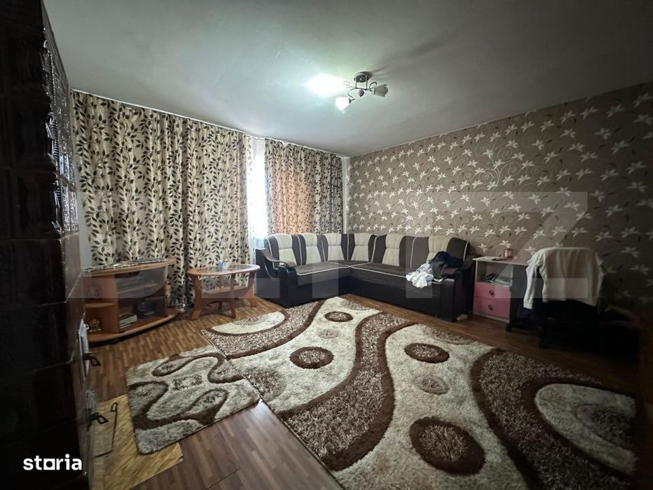 Casa individuala cu garaj, atelier, curte - zona Gh. Apostol, Hunedoar