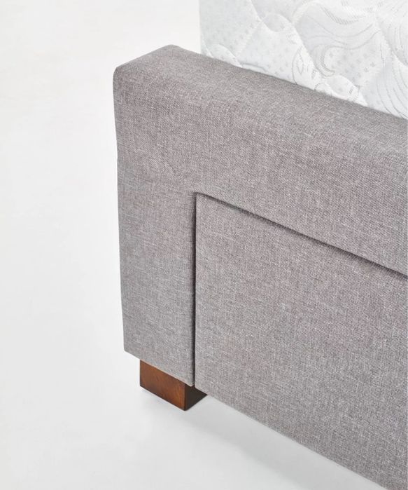 Тапицирано легло Modena 140