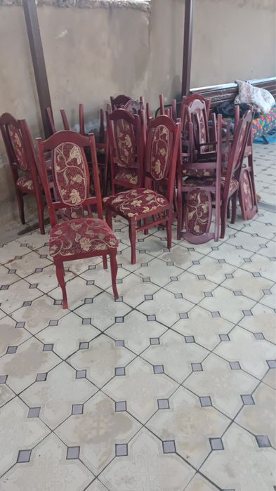 Стулья в хорошем состоянии, б/у