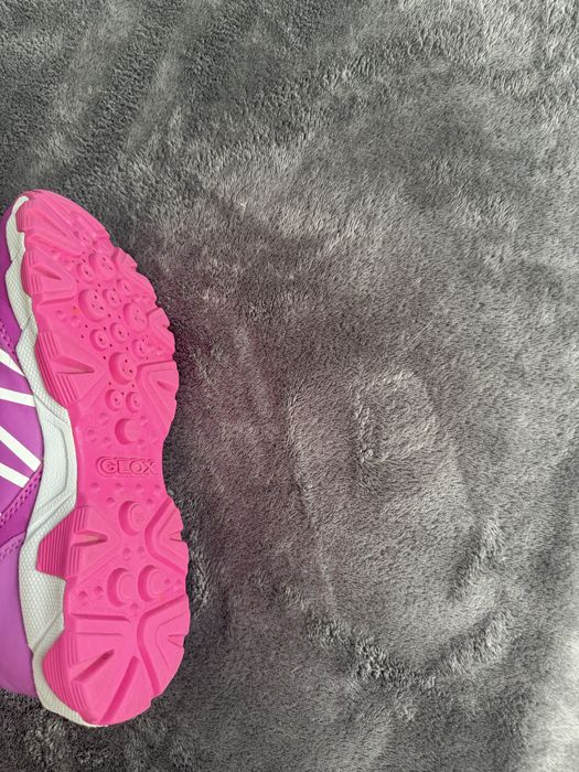 GEOX детски маратонки.КАТО НОВИ!Номер 36.