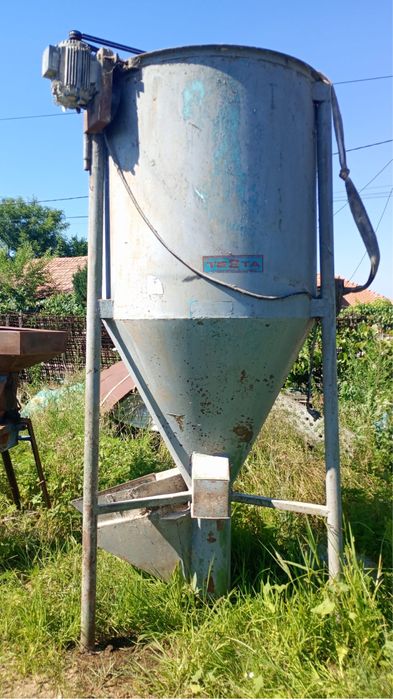 Malaxor cereale 2000 kg