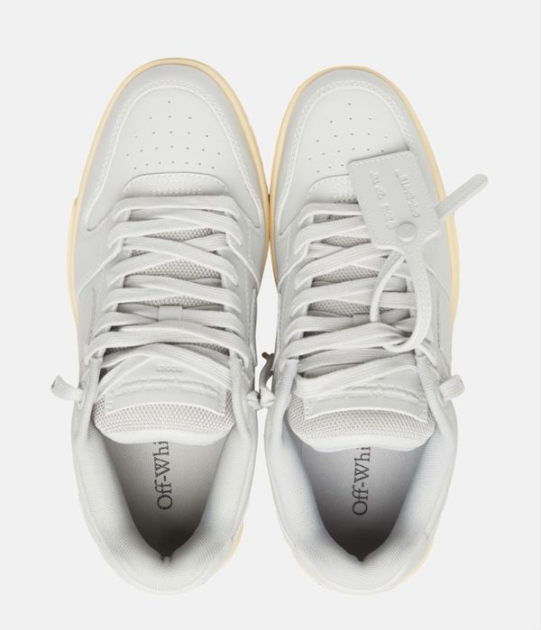 Сиви маратонки off-white