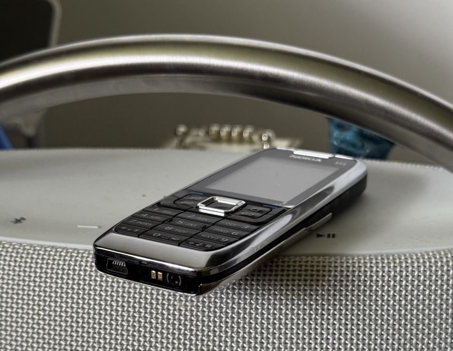 Nokia E51-2 Silver•Business•Camera Free•Finland•Raritate•De colectie