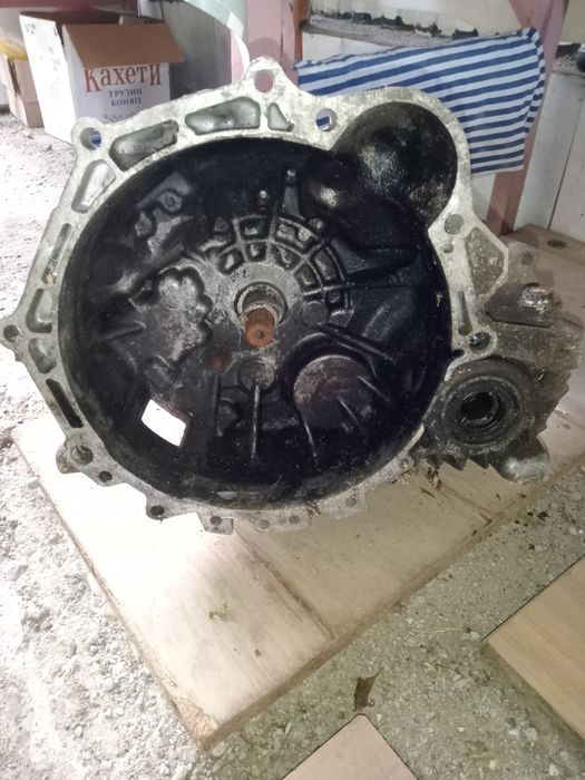 Продам КПП Митсубиси об 16