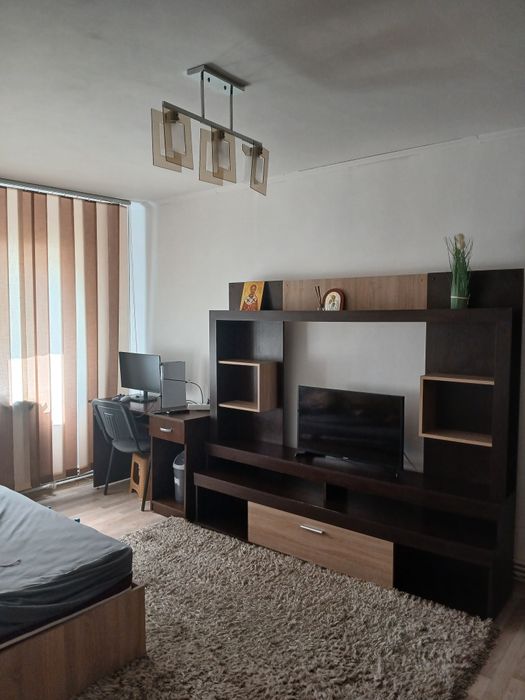Proprietar vand garsoniera