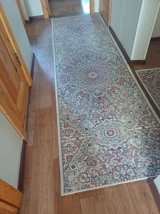 Продам ковровые дорожки