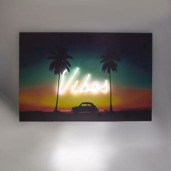 Дървена табела с LED неонов надпис