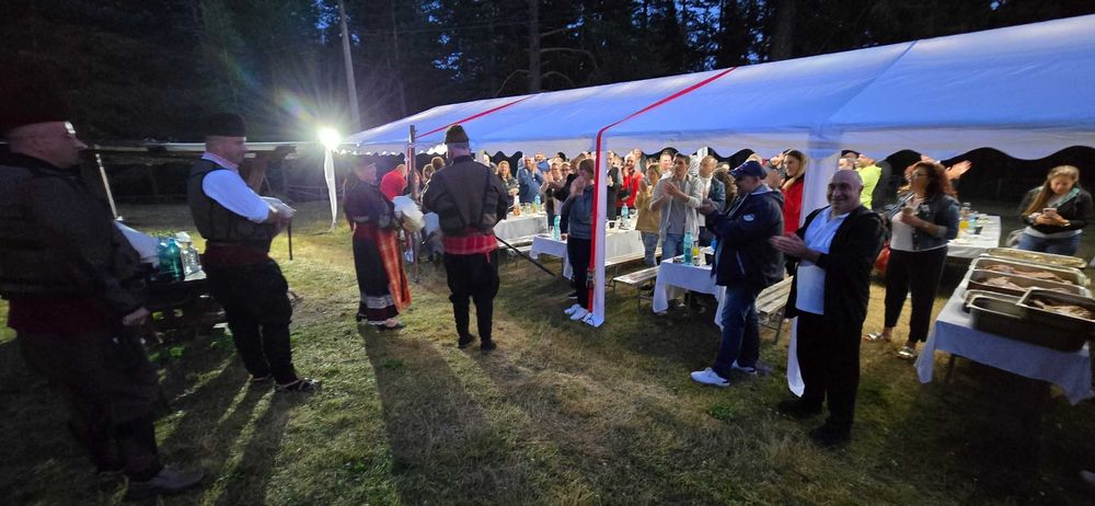 Покривни шатри, придай тържествен дух за своето събитиее