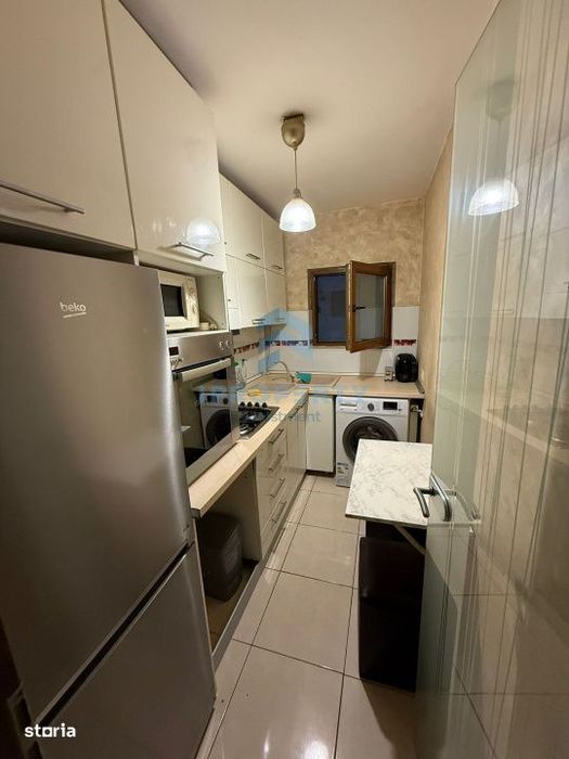 Piata Romana 9 | 3 Camere | SemiDecomandat | Proximitate metrou 2 min