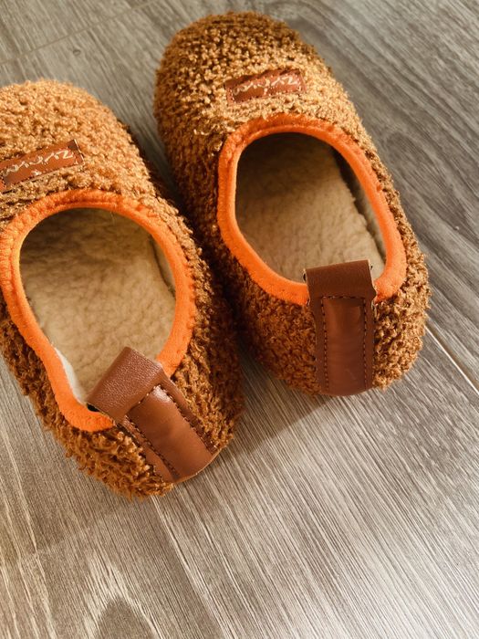 Продам детский обувь