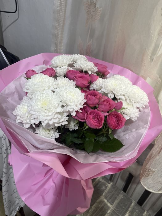 Букет из цветов Хрезонтемы