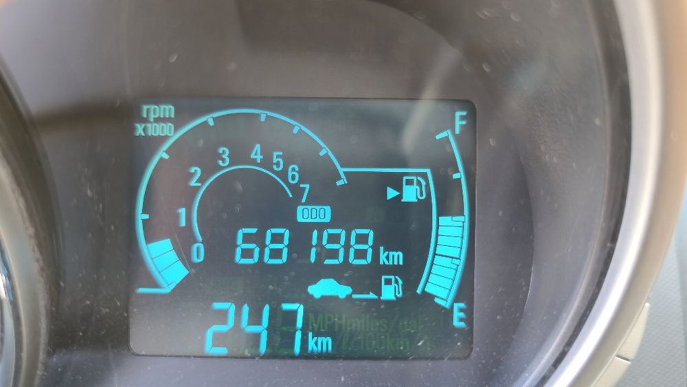 Spark ishqibozlari uchun RADNOY Spark 2022 oq 68198km MEHANIKA.