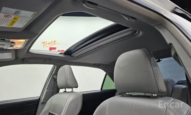 Toyota Camry 50 XLE 2.5