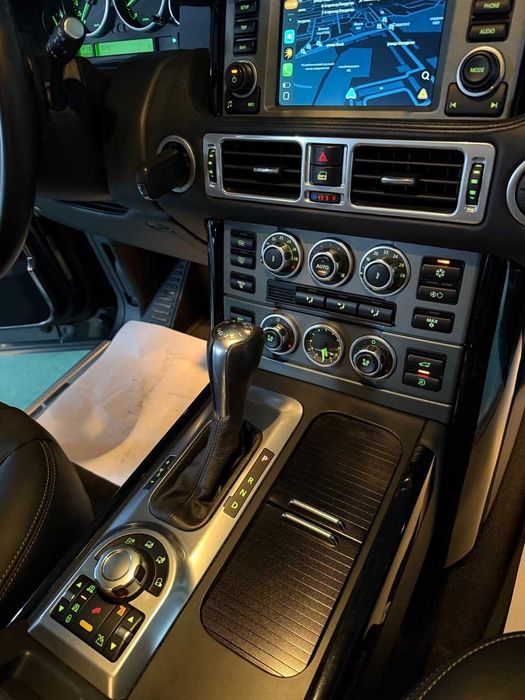 Продаётся LAND ROVER RANGE ROVER 2009 г.в