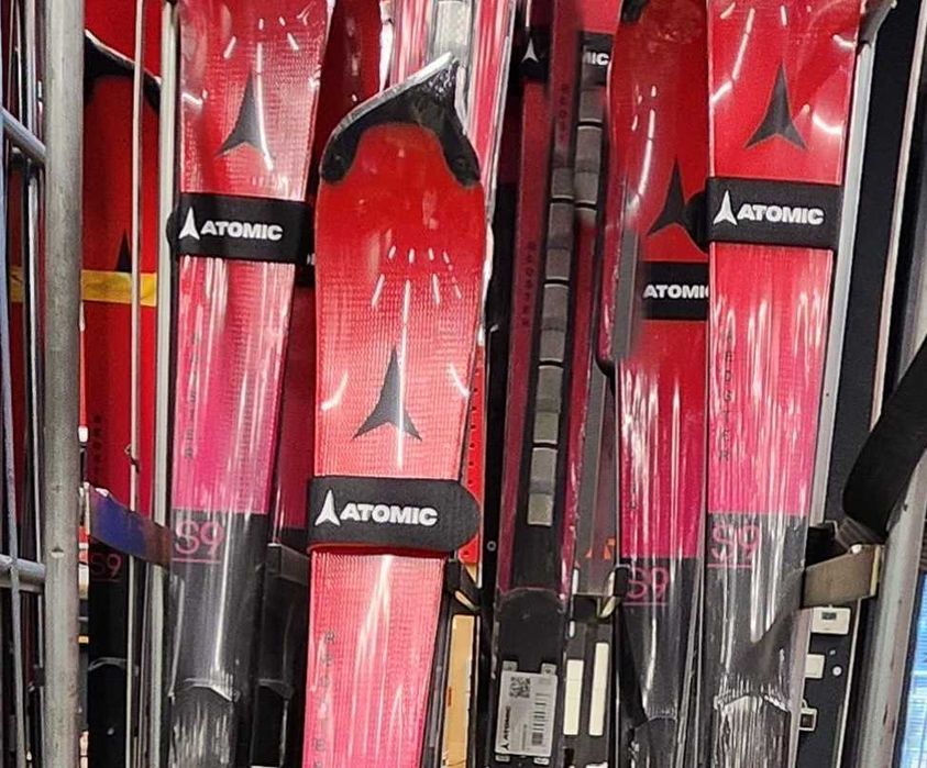 2027 Atomic Redster S9 Fis  lungime 150 cm  schiuri schi Icon 12 RS