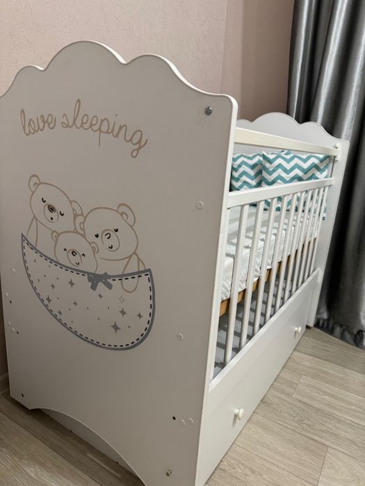 Детская кровать отличного качества