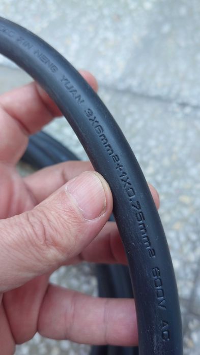 Кабел за електромобил