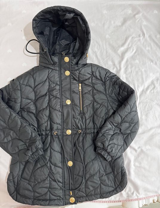 Женские куртки 8000