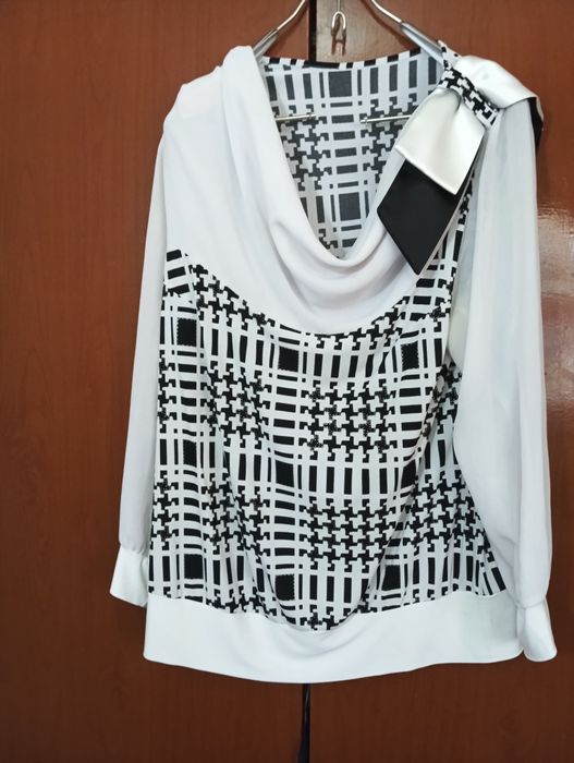 Женская одежда на осень. В очень хорошем состоянии. Импортная.