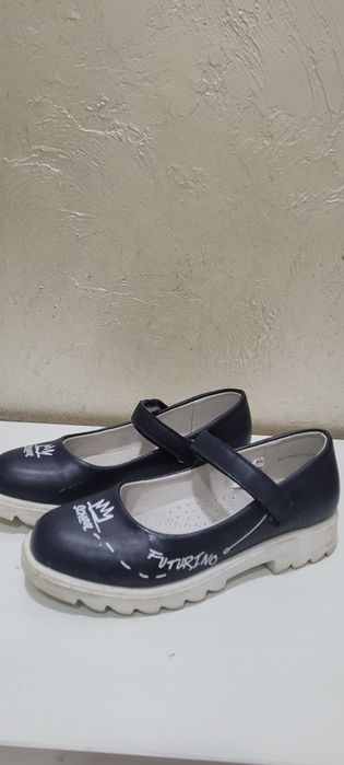 Детская  обувь.для девочек 8-10лет