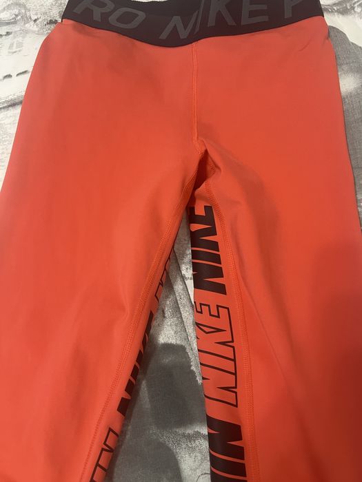 Дамски Клин  Nike Pro
