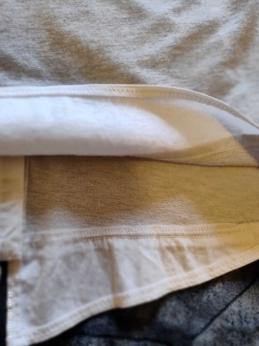 Продавам оригинален суитшърт, 3/4 ръкав