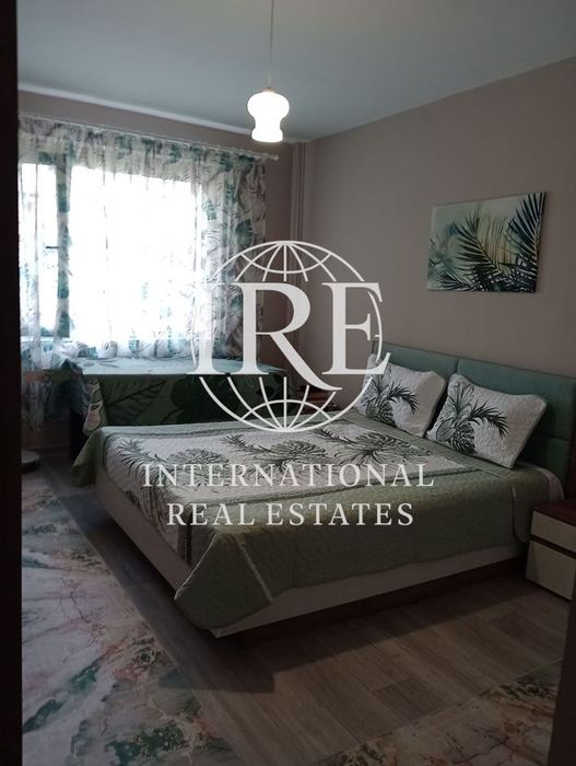 Продава се Четиристаен апартамент в Варна, Възраждане 4 - 100 кв.м за 964 €/кв.м - Снимка #12