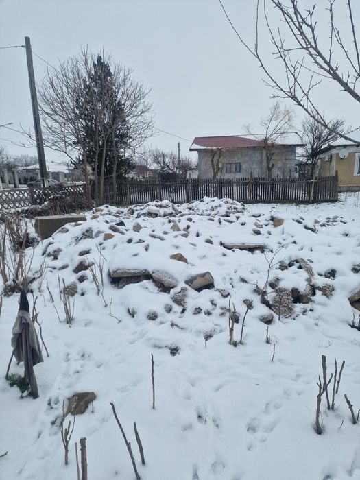 De vanzare teren intravilan