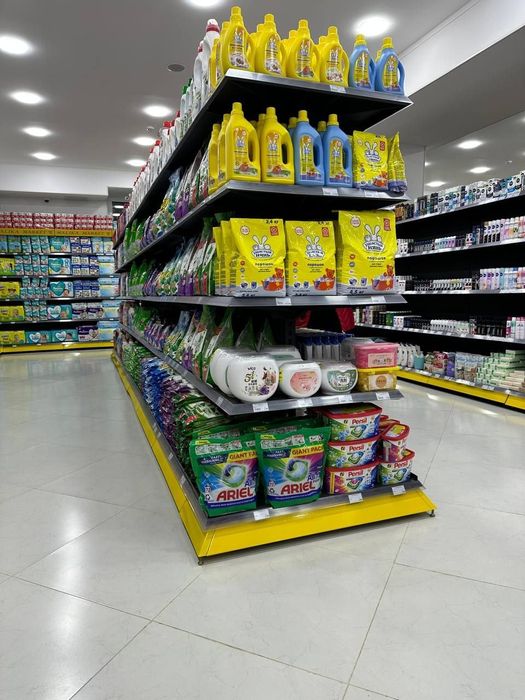 Stelaj polkalar magazinlar uchun