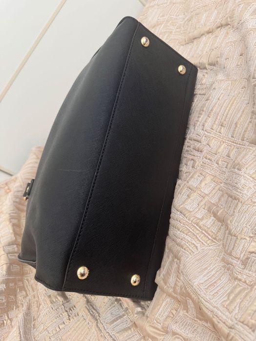 Кожена чанта Michael Kors