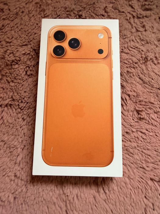 iPhone 17 Pro Max 512 gb.Model A3526 Cosmic Orange Portocaliu garantie