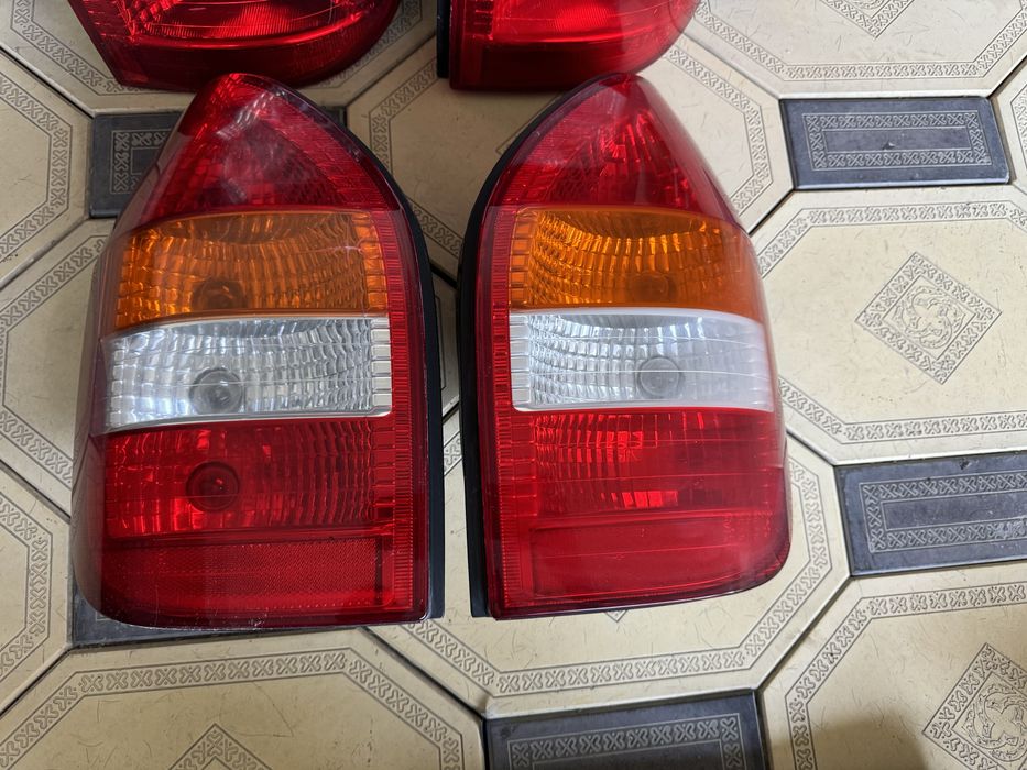 Задний стоп опель зафира а