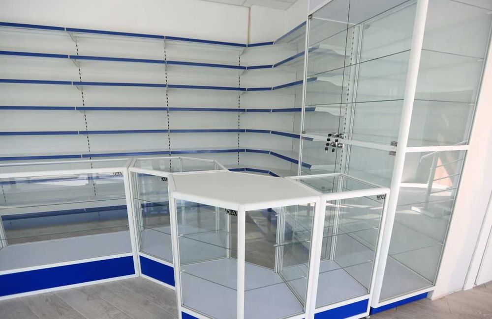 Oynaly prilavkalar, Акция, savdo uskunalari vitrinalar stellajlar