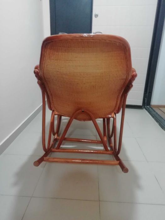 Кресло качалка. Новые.