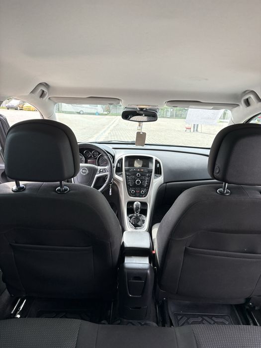 OPEL Astra 2013 — imagine 4
