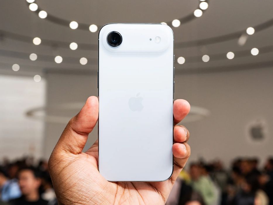 Iphone air 17 (8 цикл) янги