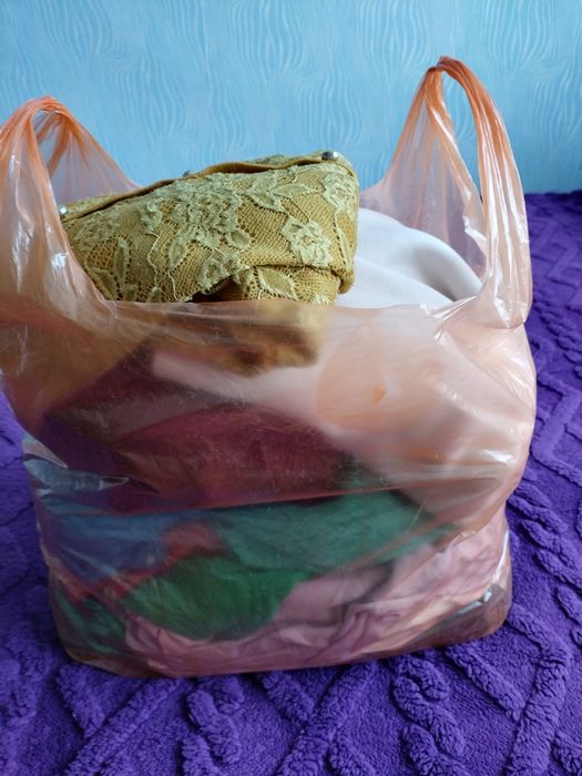 женские вещи за литр масла