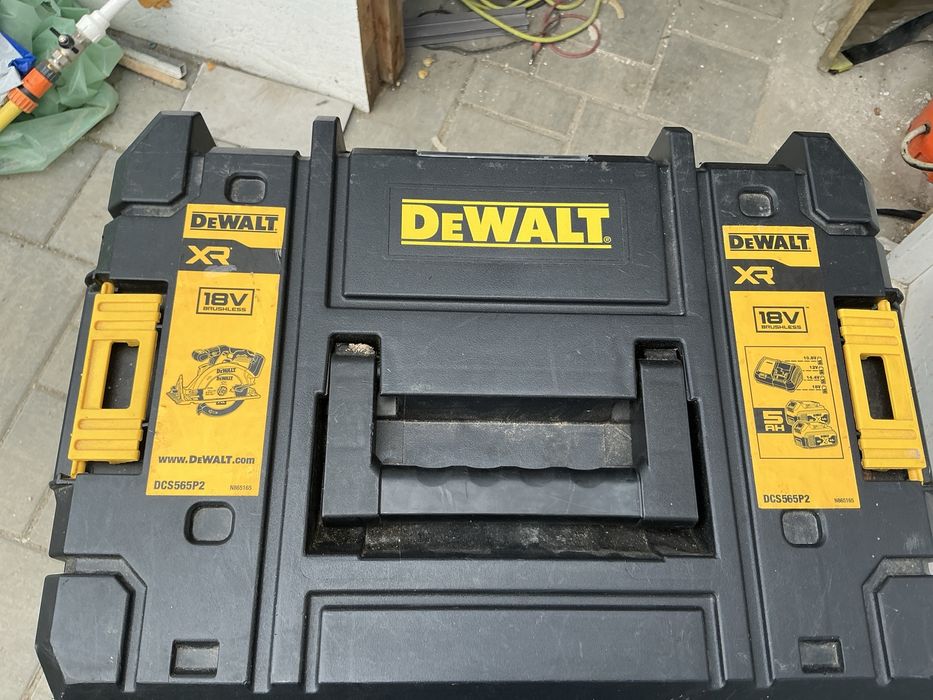 Vind circular dewalt DCS565P2 la cutie 2025