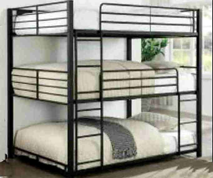 Трехярусная кровать.НА заказ