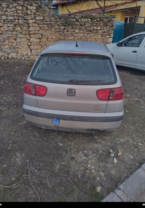 Vând Seat  gpl, motor 1,4  pe parte de motor merge foarte bine