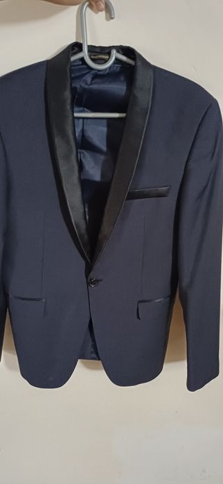 Продам мужской костюм