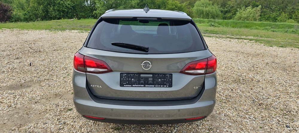 Opel Astra K impecabil