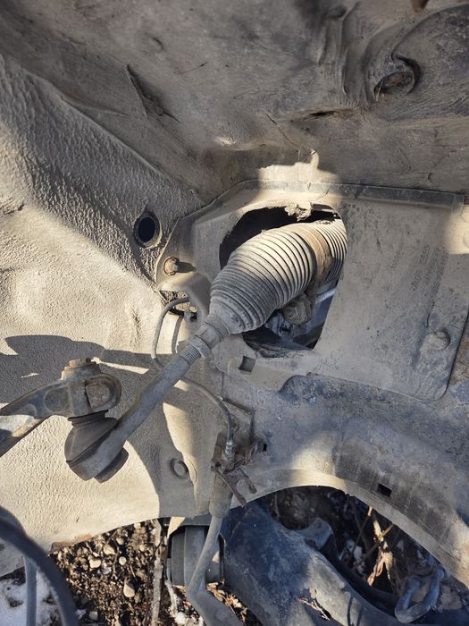 Продам рулевую рейку