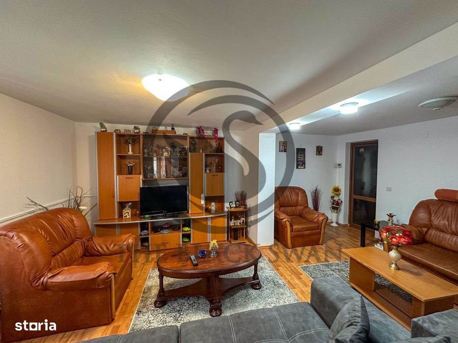 Casa cu 5 camere de vanzare l Cocorastii Colt - Prahova l Comision 0%