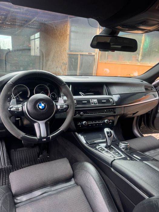 Vand Bmw F 10  520 d , M packet an 2011