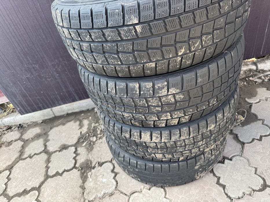 Продам шины липучка